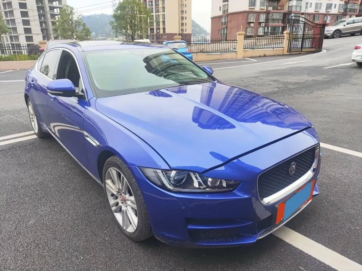 2019 Land Rover Discovery Sport 2.0T 200HP L4 9AT,autocango,china used car exporter,china ev exporter,chinese used car exporter,chinese used ev exporter