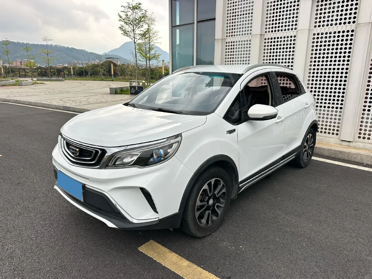 2017 Geely Vision X3 1.5L 102HP L4 5MT,autocango,china used car exporter,china ev exporter,chinese used car exporter,chinese used ev exporter