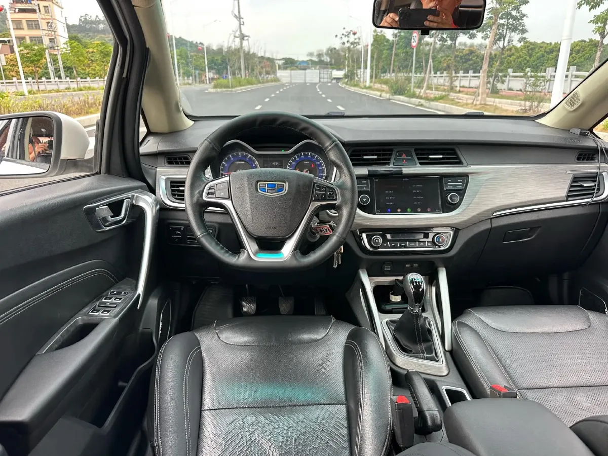 2017 Geely Vision X3 1.5L 102HP L4 5MT,autocango,china used car exporter,china ev exporter,chinese used car exporter,chinese used ev exporter