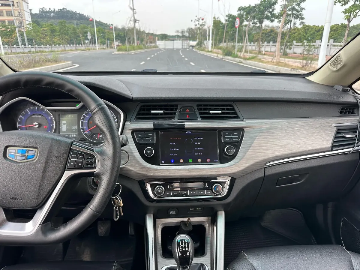 2017 Geely Vision X3 1.5L 102HP L4 5MT,autocango,china used car exporter,china ev exporter,chinese used car exporter,chinese used ev exporter