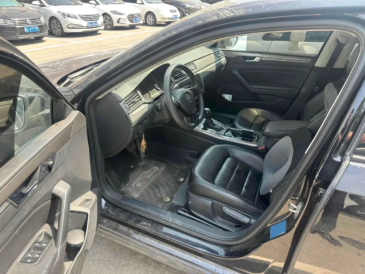 2017 Volkswagen Passat 1.4T 150HP L4 7DCT,autocango,china used car exporter,china ev exporter,chinese used car exporter,chinese used ev exporter