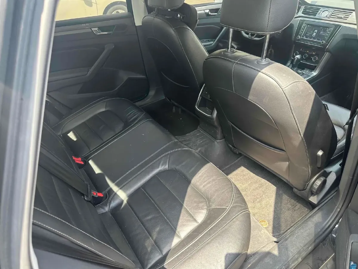 2017 Volkswagen Passat 1.4T 150HP L4 7DCT,autocango,china used car exporter,china ev exporter,chinese used car exporter,chinese used ev exporter