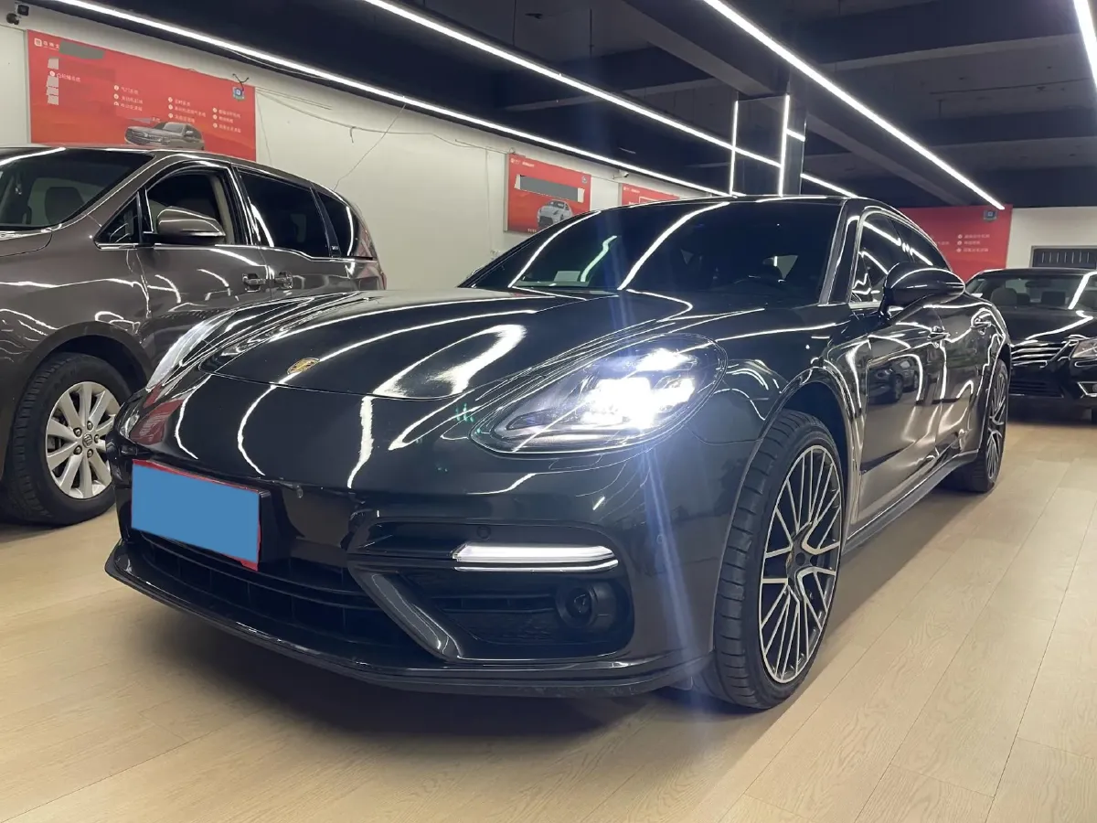 2017 Porsche Panamera 3.0T 330HP V6 8DCT,autocango,china used car exporter,china ev exporter,chinese used car exporter,chinese used ev exporter