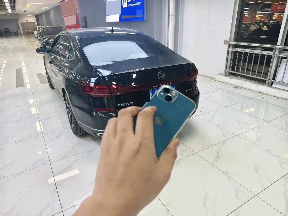 2024 Volkswagen Passat 2.0T 220HP L4 7DCT,autocango,china used car exporter,china ev exporter,chinese used car exporter,chinese used ev exporter