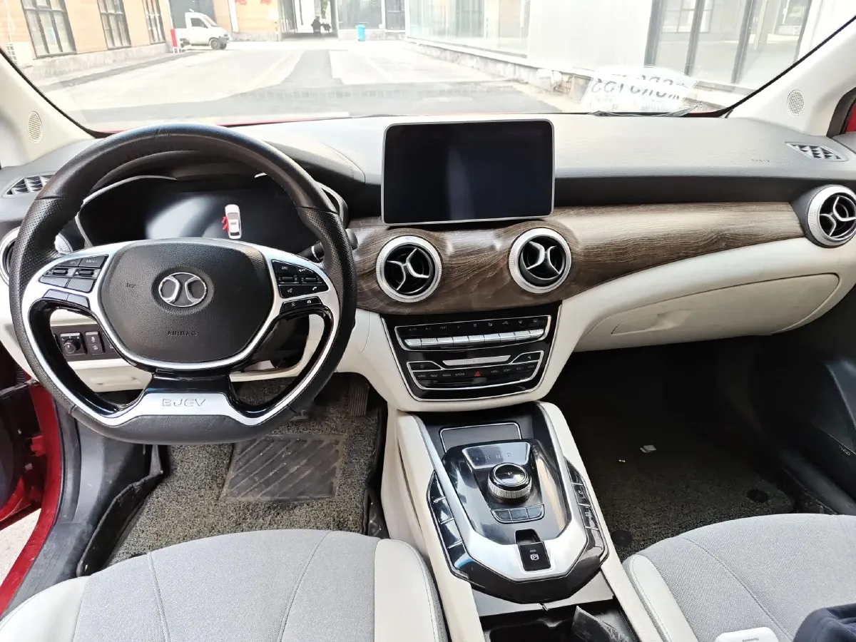 2018 BeiJing Auto EU5 BEV 53.66KWH,autocango,china used car exporter,china ev exporter,chinese used car exporter,chinese used ev exporter