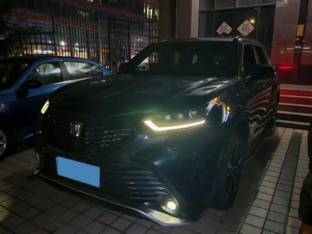 2022 Toyota Crown Kluger 2.5L 192HP L4 E-CVT Hybrid,autocango,china used car exporter,china ev exporter,chinese used car exporter,chinese used ev exporter