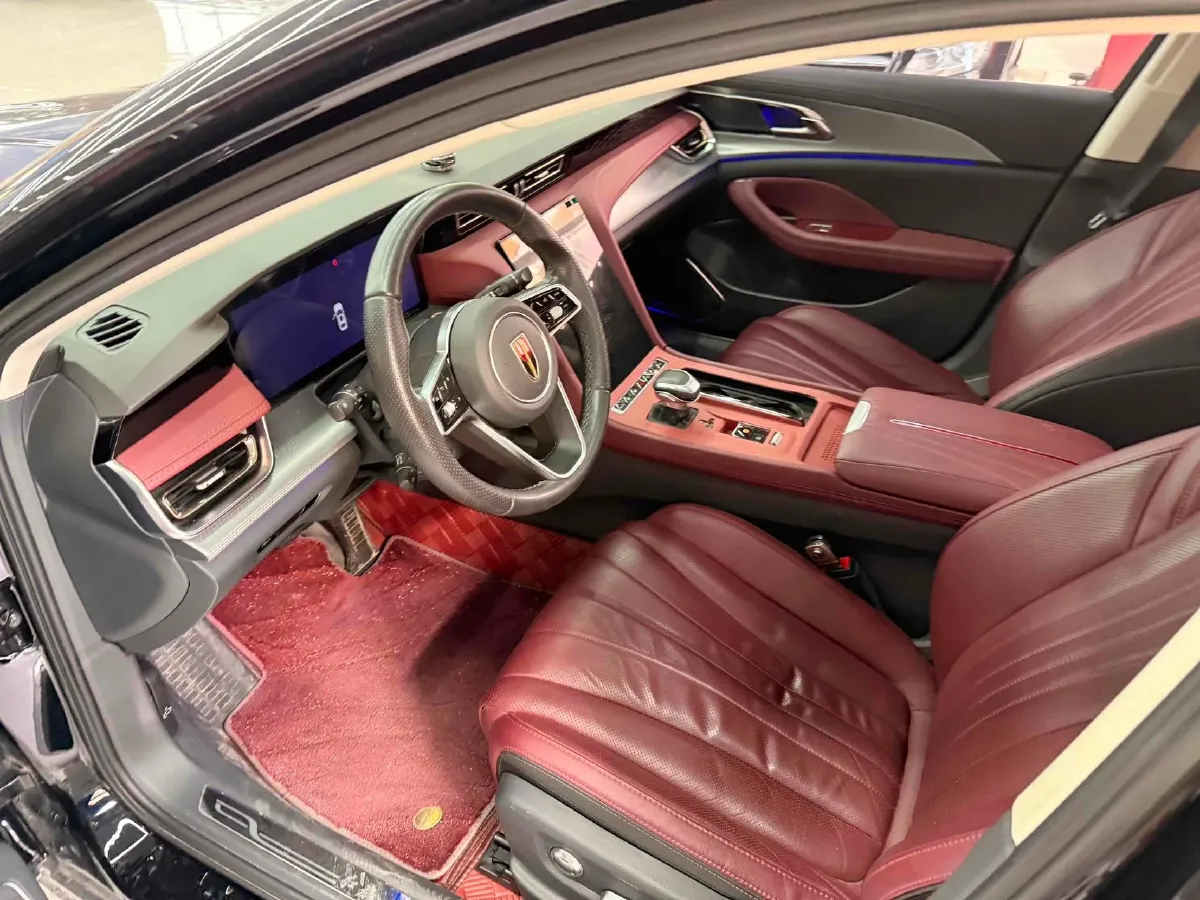 2023 HongQi H5 2.0T 224HP L4 8AT,autocango,china used car exporter,china ev exporter,chinese used car exporter,chinese used ev exporter