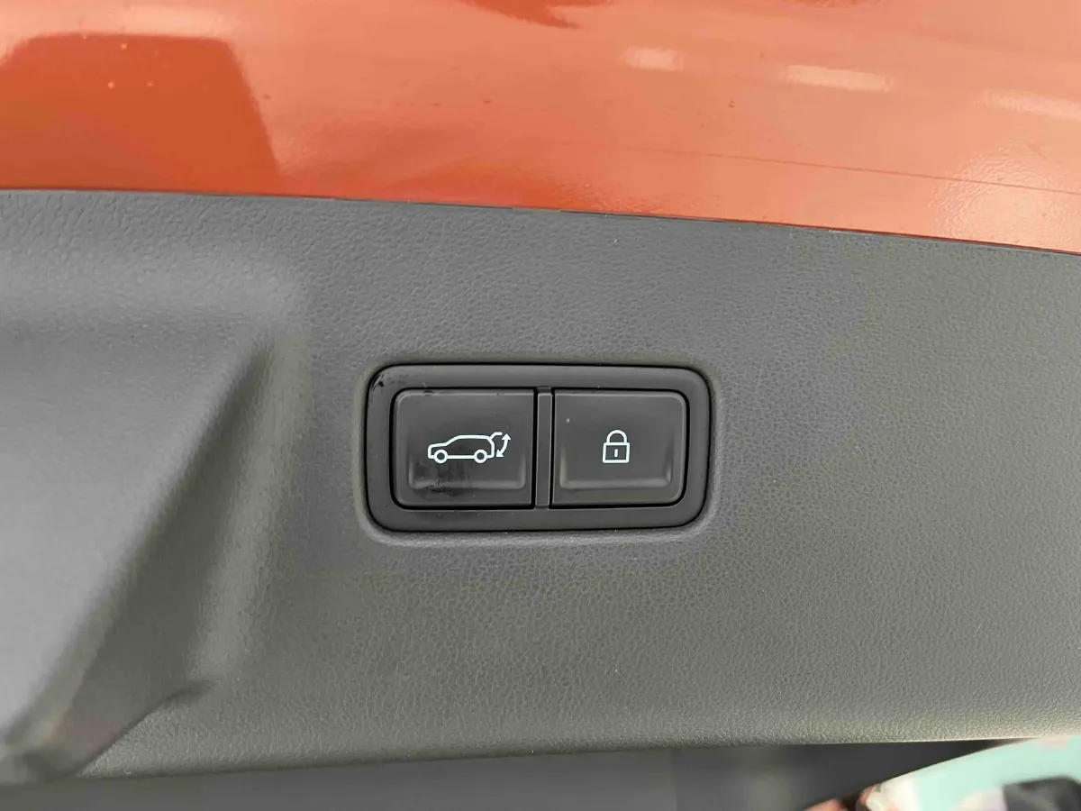 2024 Hyundai Santafe 2.0T 247HP L4 8AT,autocango,china used car exporter,china ev exporter,chinese used car exporter,chinese used ev exporter