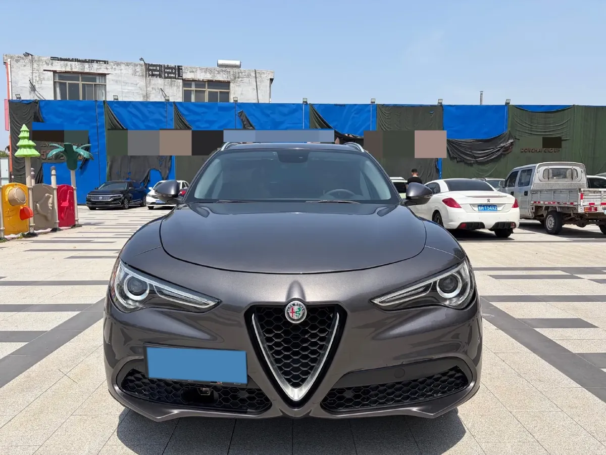 2017 Lexus NX 2.0T 238HP L4 6AT,autocango,china used car exporter,china ev exporter,chinese used car exporter,chinese used ev exporter