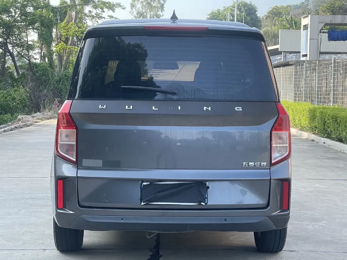 2021 WuLing ZhengChen 1.5T 147HP L4 6MT,autocango,china used car exporter,china ev exporter,chinese used car exporter,chinese used ev exporter