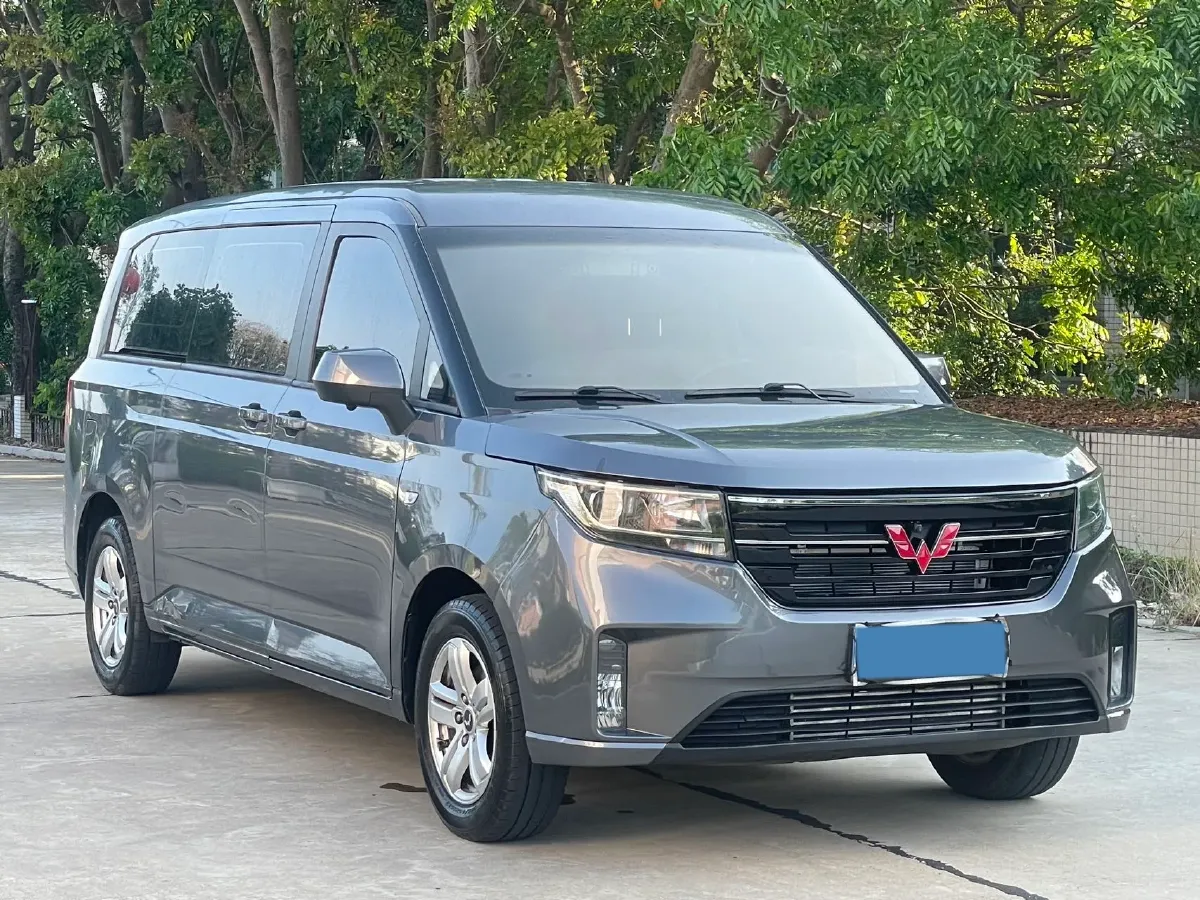 2021 WuLing ZhengChen 1.5T 147HP L4 6MT,autocango,china used car exporter,china ev exporter,chinese used car exporter,chinese used ev exporter