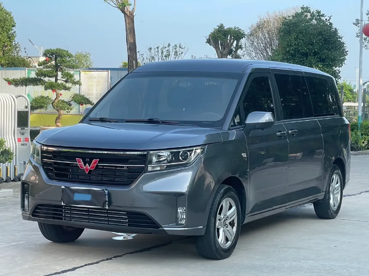 2021 WuLing ZhengChen 1.5T 147HP L4 6MT,autocango,china used car exporter,china ev exporter,chinese used car exporter,chinese used ev exporter
