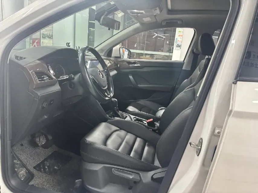 2021 Volkswagen Tharu 1.4T 150HP L4 7DCT,autocango,china used car exporter,china ev exporter,chinese used car exporter,chinese used ev exporter