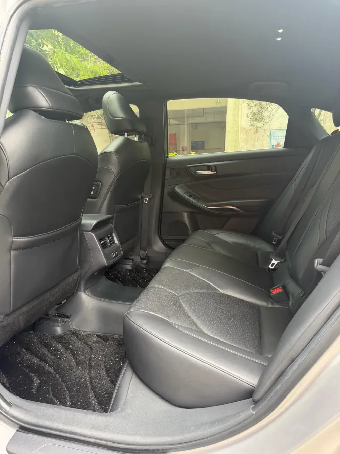 2019 Toyota Avalon 2.0L 178HP L4 CVT,autocango,china used car exporter,china ev exporter,chinese used car exporter,chinese used ev exporter