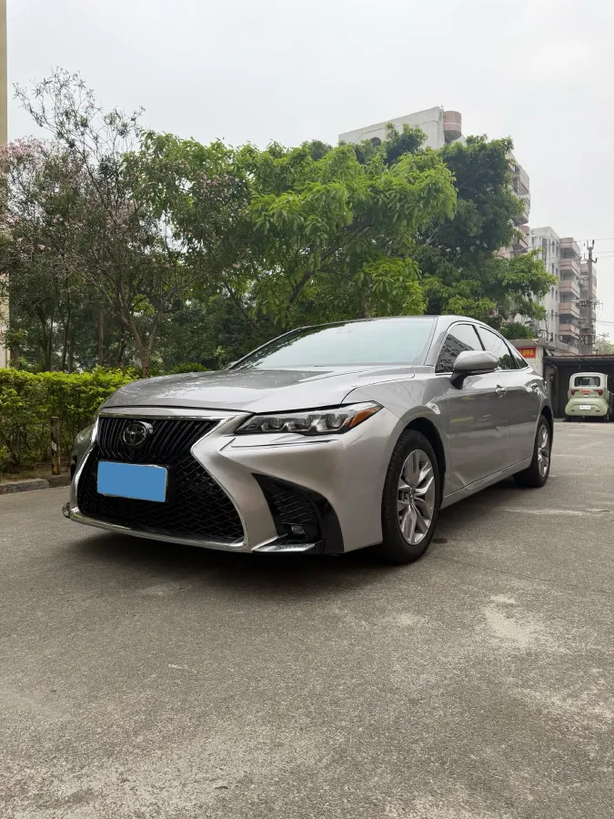 2019 Toyota Avalon 2.0L 178HP L4 CVT,autocango,china used car exporter,china ev exporter,chinese used car exporter,chinese used ev exporter
