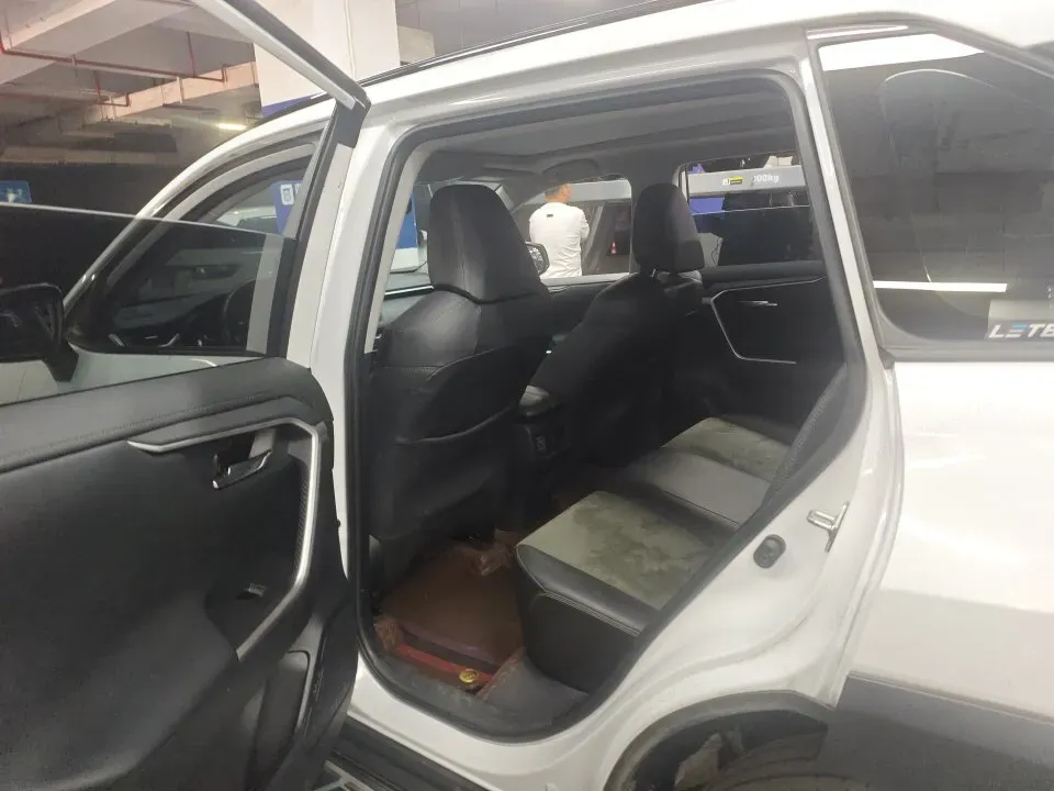 2023 Toyota RAV4 2.0L 171HP L4 CVT,autocango,china used car exporter,china ev exporter,chinese used car exporter,chinese used ev exporter