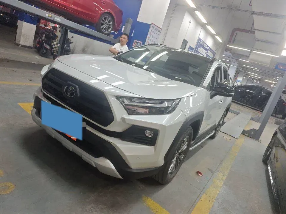 2023 Toyota RAV4 2.0L 171HP L4 CVT,autocango,china used car exporter,china ev exporter,chinese used car exporter,chinese used ev exporter