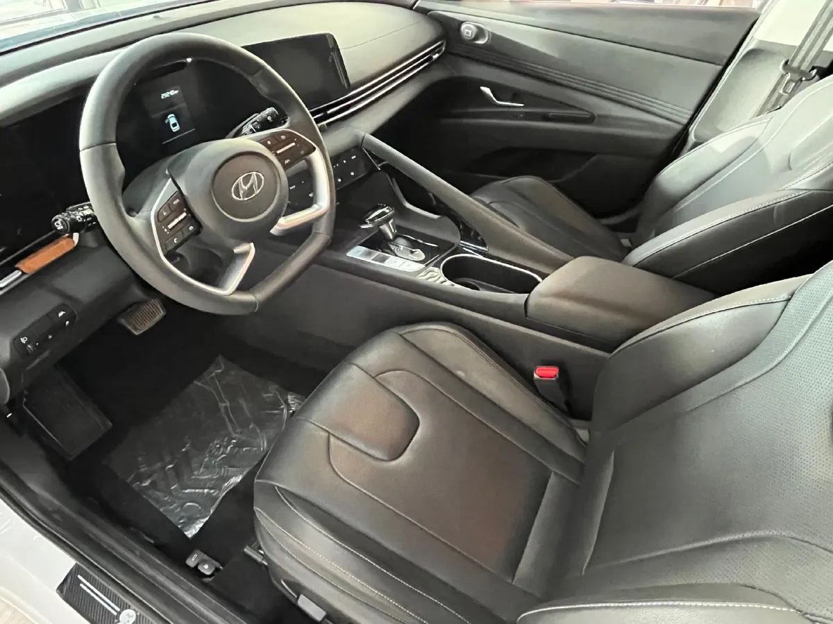 2022 Hyundai Elantra 1.5L 115HP L4 CVT,autocango,china used car exporter,china ev exporter,chinese used car exporter,chinese used ev exporter