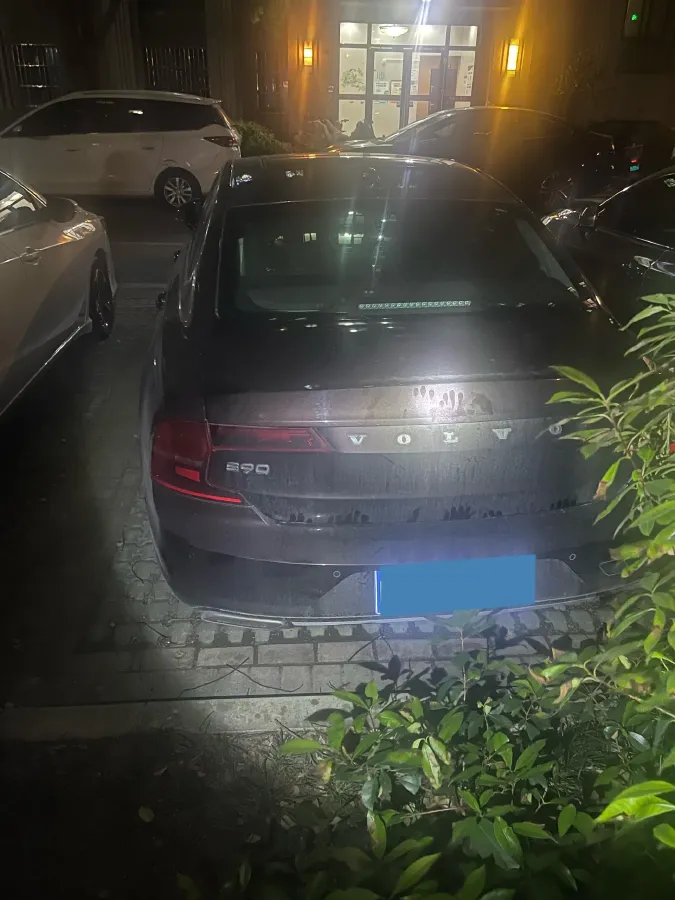 2018 Volvo S90 2.0T 190HP L4 8AT,autocango,china used car exporter,china ev exporter,chinese used car exporter,chinese used ev exporter