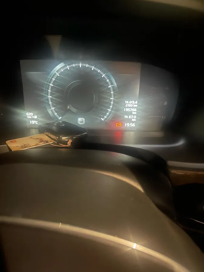 2018 Volvo S90 2.0T 190HP L4 8AT,autocango,china used car exporter,china ev exporter,chinese used car exporter,chinese used ev exporter