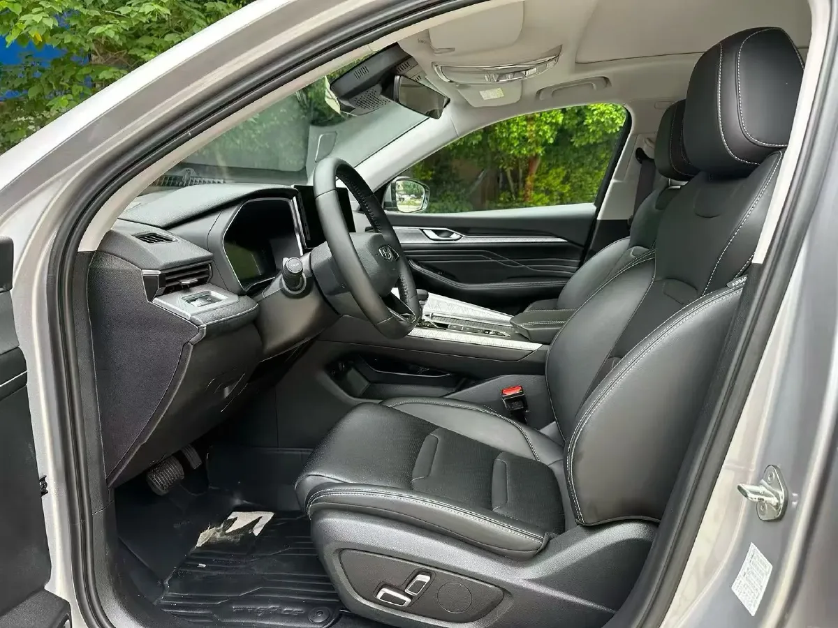 2023 Geely Preface 1.5T 181HP L4 7DCT,autocango,china used car exporter,china ev exporter,chinese used car exporter,chinese used ev exporter