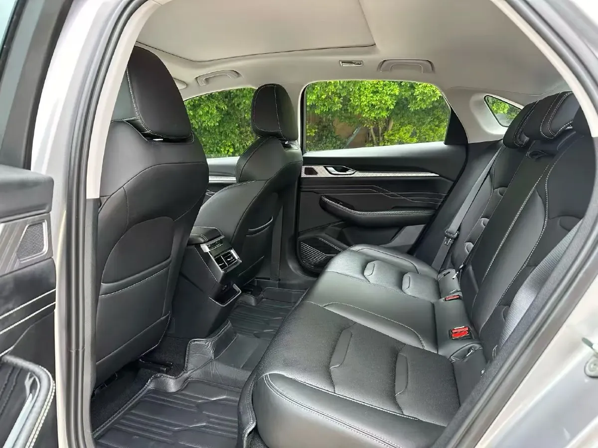 2023 Geely Preface 1.5T 181HP L4 7DCT,autocango,china used car exporter,china ev exporter,chinese used car exporter,chinese used ev exporter