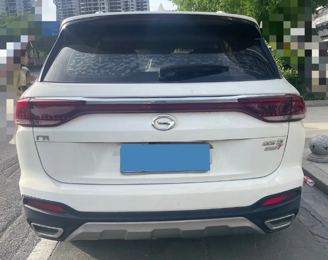 2019 GAC Trumpchi GS5 1.5T 152HP L4 6MT,autocango,china used car exporter,china ev exporter,chinese used car exporter,chinese used ev exporter