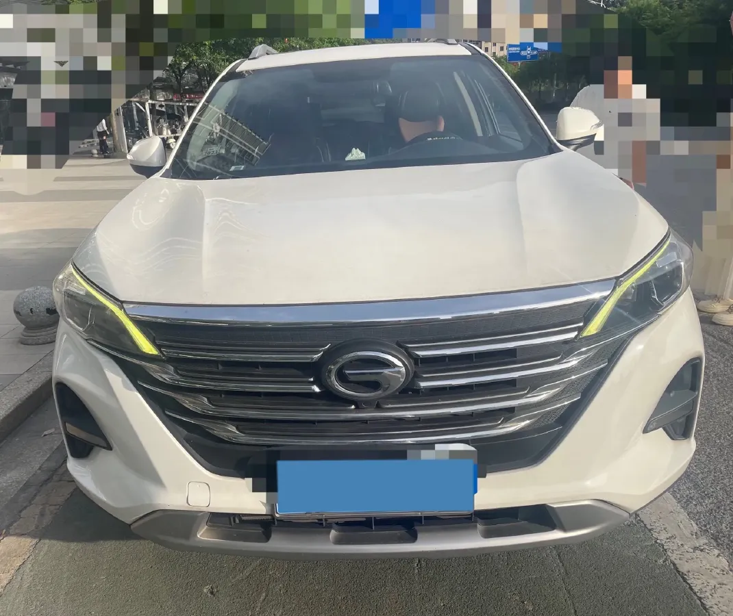 2019 GAC Trumpchi GS5 1.5T 152HP L4 6MT,autocango,china used car exporter,china ev exporter,chinese used car exporter,chinese used ev exporter