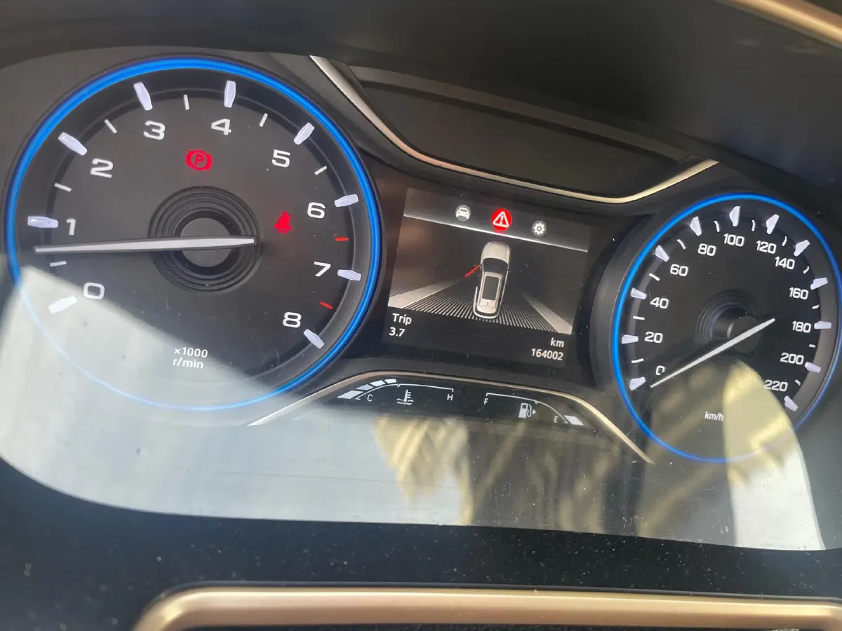 2019 GAC Trumpchi GS5 1.5T 152HP L4 6MT,autocango,china used car exporter,china ev exporter,chinese used car exporter,chinese used ev exporter