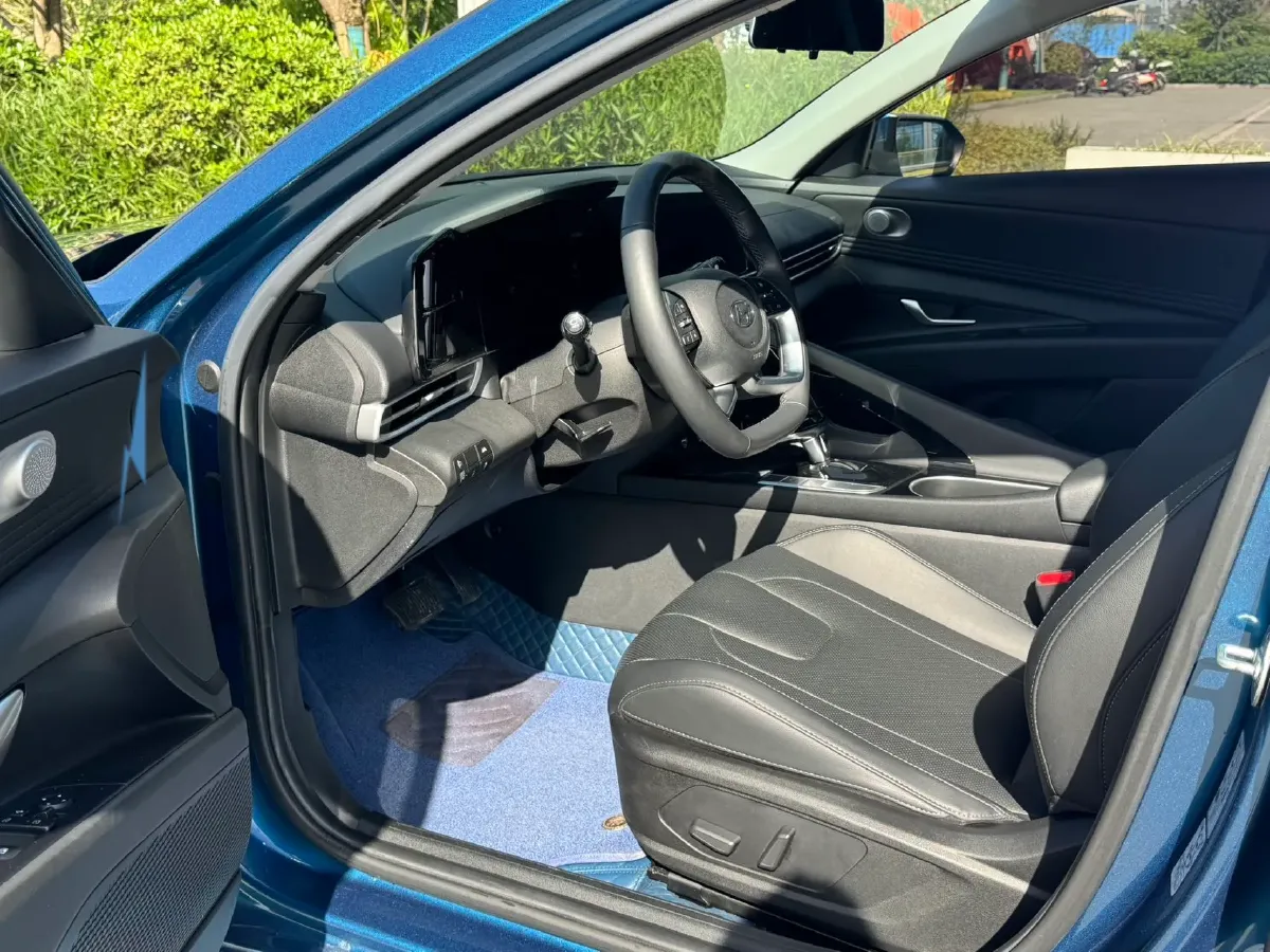 2021 Hyundai Elantra 1.5L 115HP L4 CVT,autocango,china used car exporter,china ev exporter,chinese used car exporter,chinese used ev exporter