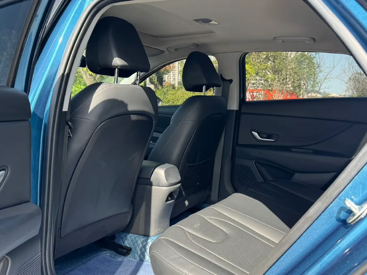 2021 Hyundai Elantra 1.5L 115HP L4 CVT,autocango,china used car exporter,china ev exporter,chinese used car exporter,chinese used ev exporter