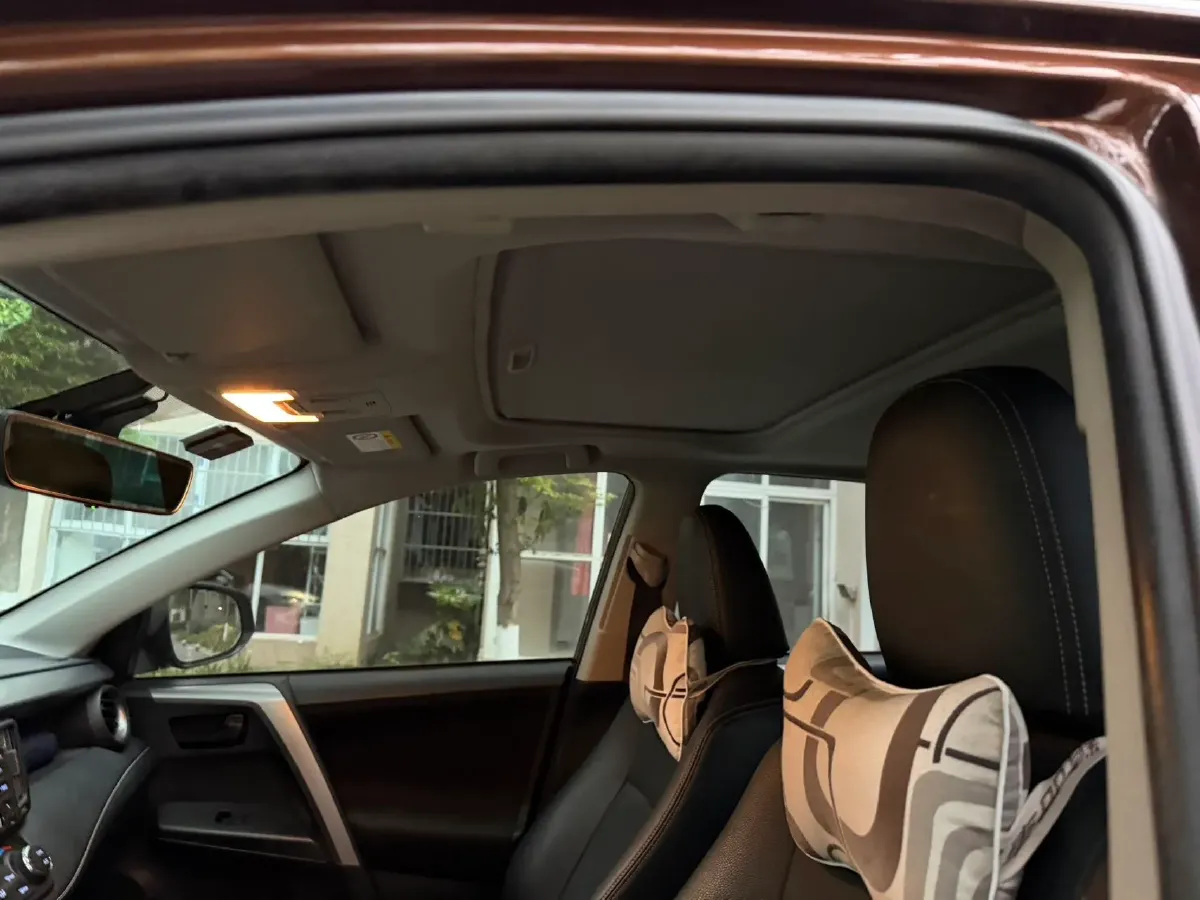 2019 Toyota RAV4 2.0L 151HP L4 CVT,autocango,china used car exporter,china ev exporter,chinese used car exporter,chinese used ev exporter