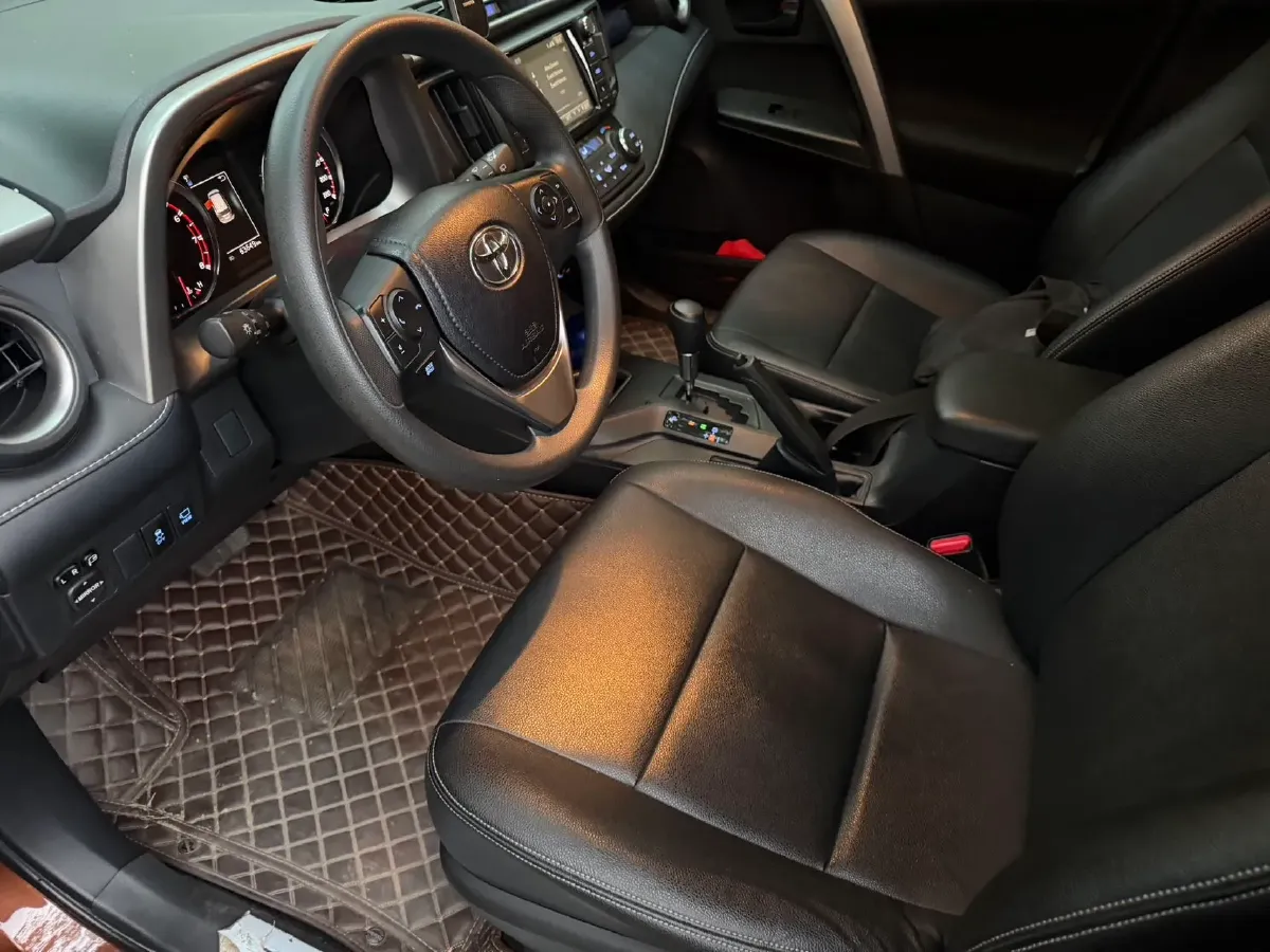 2019 Toyota RAV4 2.0L 151HP L4 CVT,autocango,china used car exporter,china ev exporter,chinese used car exporter,chinese used ev exporter