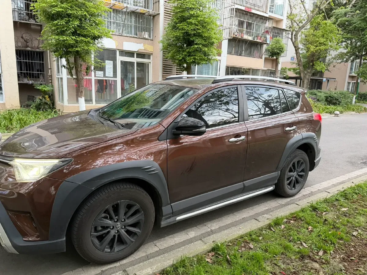 2019 Toyota RAV4 2.0L 151HP L4 CVT,autocango,china used car exporter,china ev exporter,chinese used car exporter,chinese used ev exporter