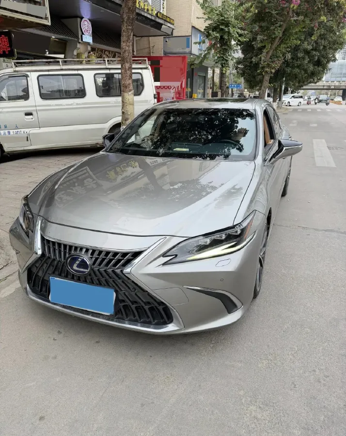 2022 Lexus ES 2.0L 173HP L4 CVT,autocango,china used car exporter,china ev exporter,chinese used car exporter,chinese used ev exporter