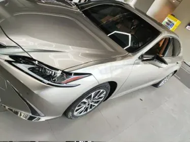 2022 Lexus ES 2.0L 173HP L4 CVT,autocango,china used car exporter,china ev exporter,chinese used car exporter,chinese used ev exporter