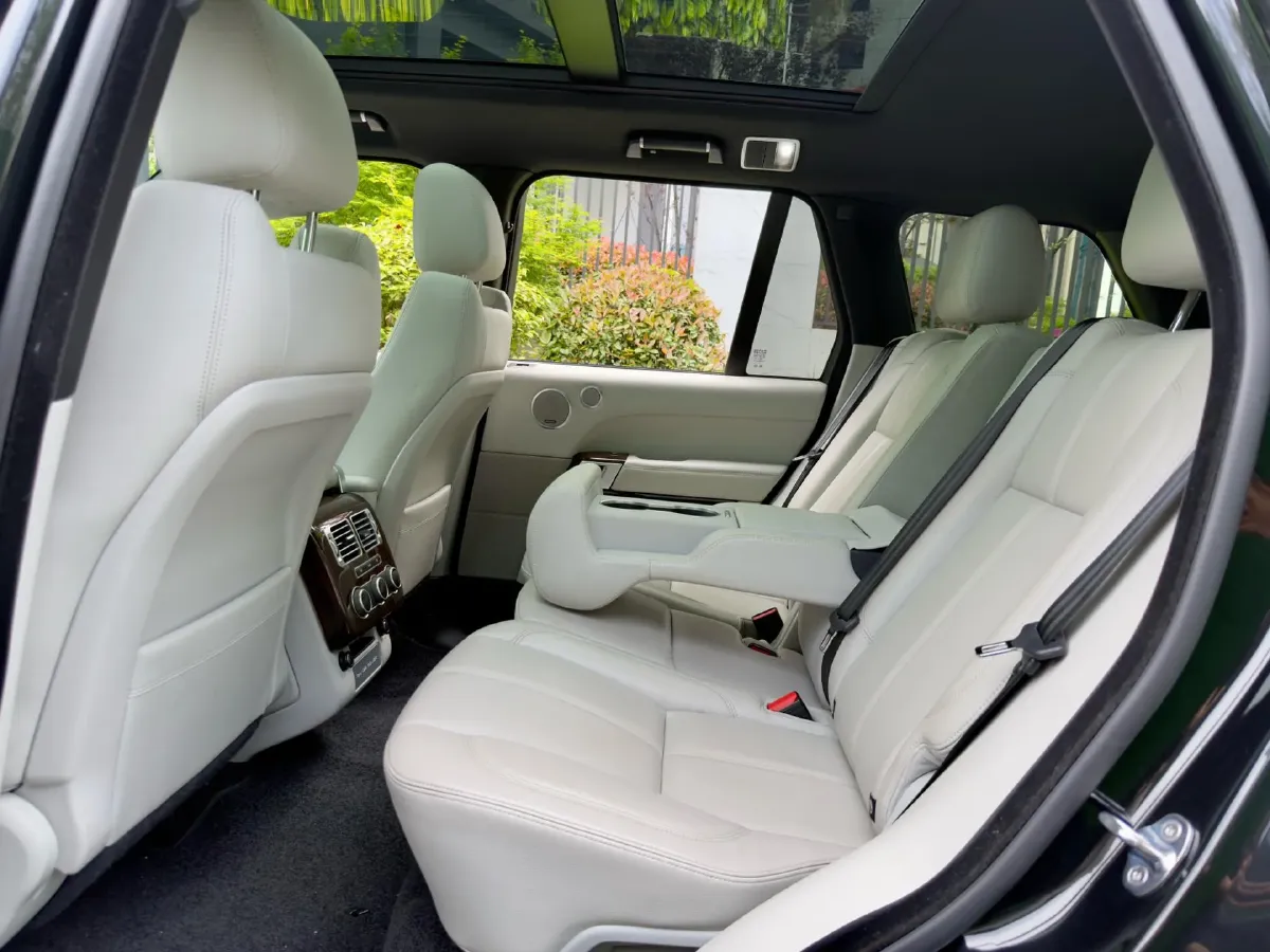 2017 Land Rover Range Rover 3.0T 340HP V6 8AT,autocango,china used car exporter,china ev exporter,chinese used car exporter,chinese used ev exporter