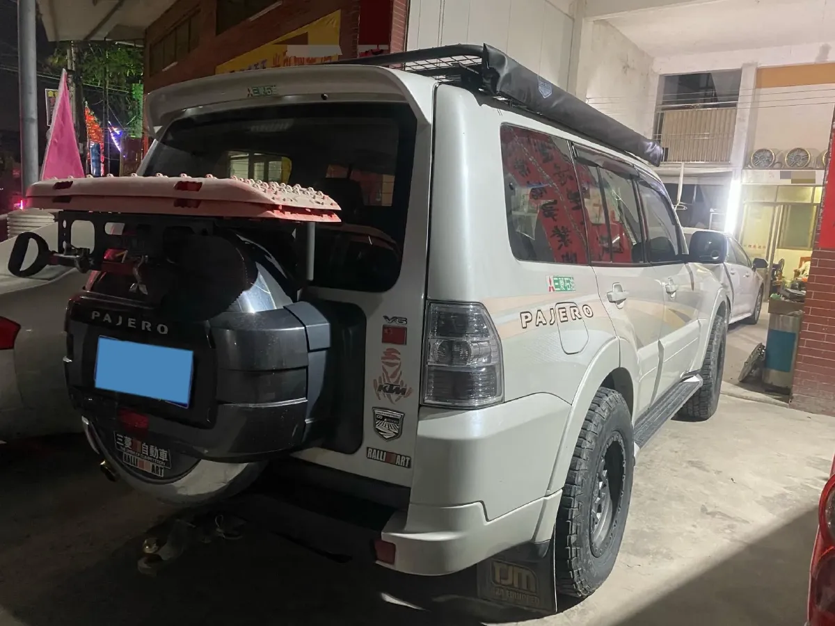 2018 Mitsubishi Pajero 3.0L 174HP V6 5AT,autocango,china used car exporter,china ev exporter,chinese used car exporter,chinese used ev exporter