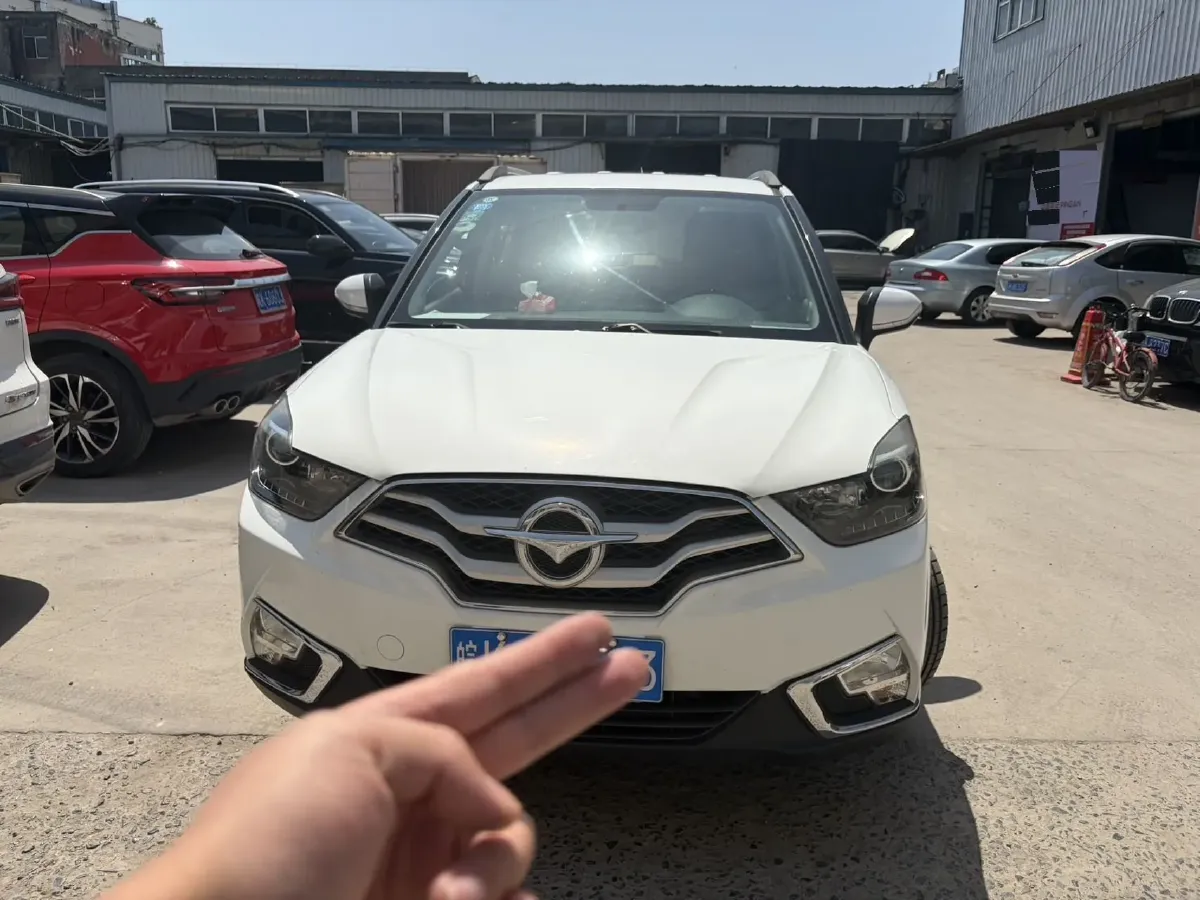 2018 HaiMa S5 Young Edition 1.6L 122HP L4 5MT,autocango,china used car exporter,china ev exporter,chinese used car exporter,chinese used ev exporter