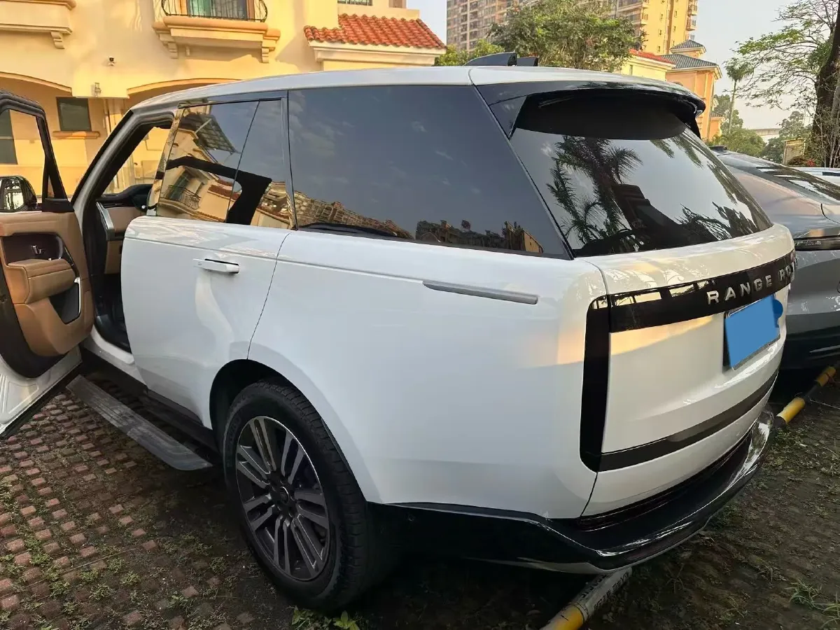 2024 Land Rover Range Rover 3.0T 360HP L6 8AT,autocango,china used car exporter,china ev exporter,chinese used car exporter,chinese used ev exporter