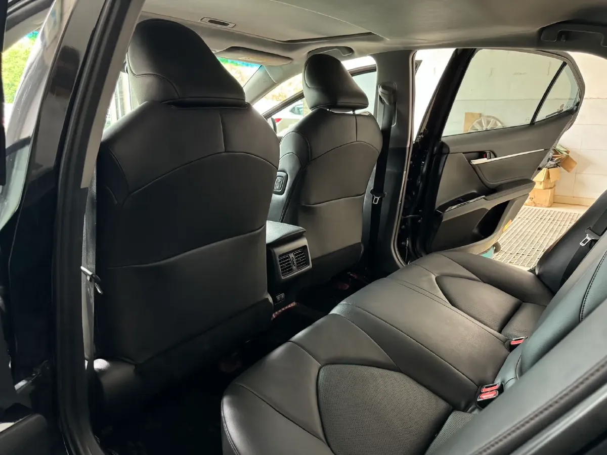 2019 Toyota Camry 2.0L 178HP L4 CVT,autocango,china used car exporter,china ev exporter,chinese used car exporter,chinese used ev exporter