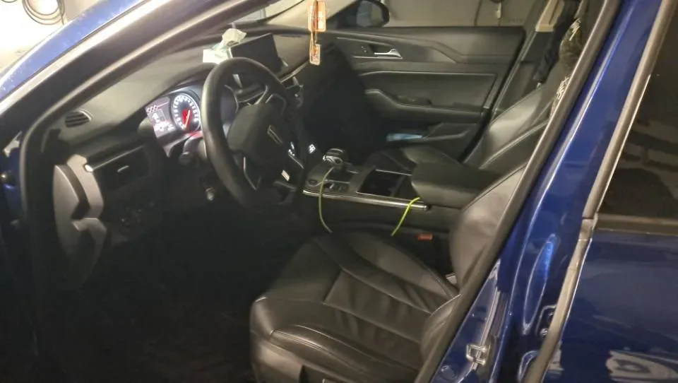 2020 HongQi H5 1.5T 169HP L4 7DCT,autocango,china used car exporter,china ev exporter,chinese used car exporter,chinese used ev exporter