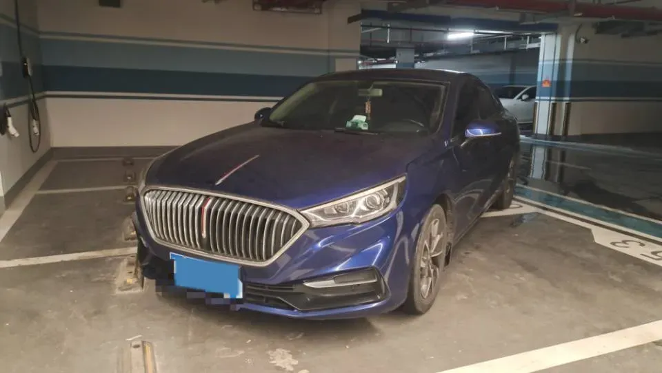 2020 HongQi H5 1.5T 169HP L4 7DCT,autocango,china used car exporter,china ev exporter,chinese used car exporter,chinese used ev exporter