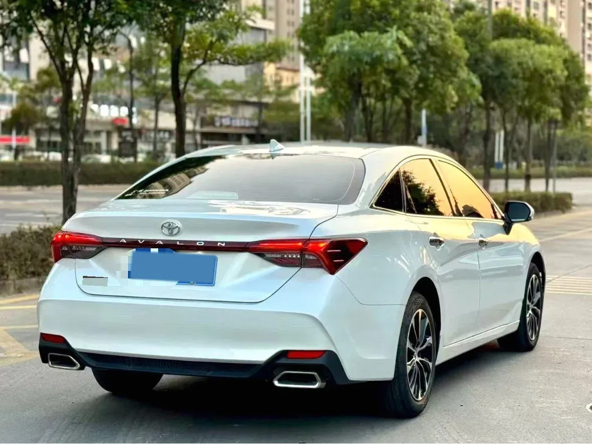 2023 Toyota Avalon 2.0L 177HP L4 CVT,autocango,china used car exporter,china ev exporter,chinese used car exporter,chinese used ev exporter