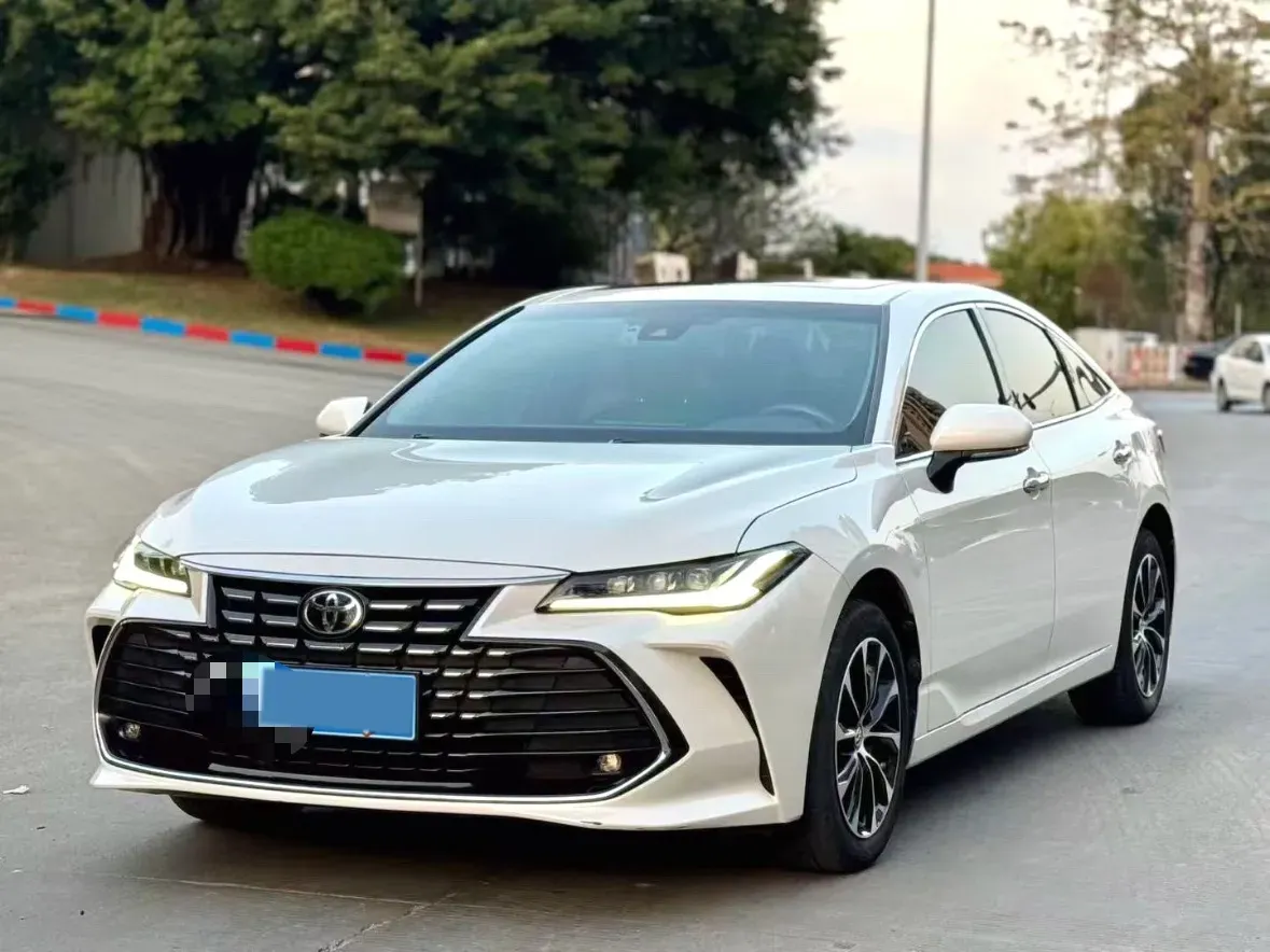 2023 Toyota Avalon 2.0L 177HP L4 CVT,autocango,china used car exporter,china ev exporter,chinese used car exporter,chinese used ev exporter