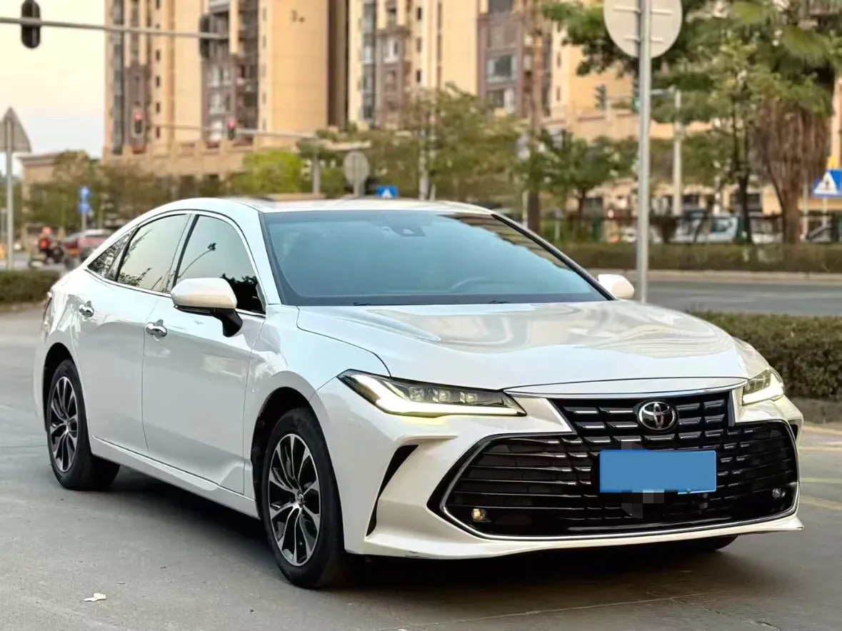 2023 Toyota Avalon 2.0L 177HP L4 CVT,autocango,china used car exporter,china ev exporter,chinese used car exporter,chinese used ev exporter