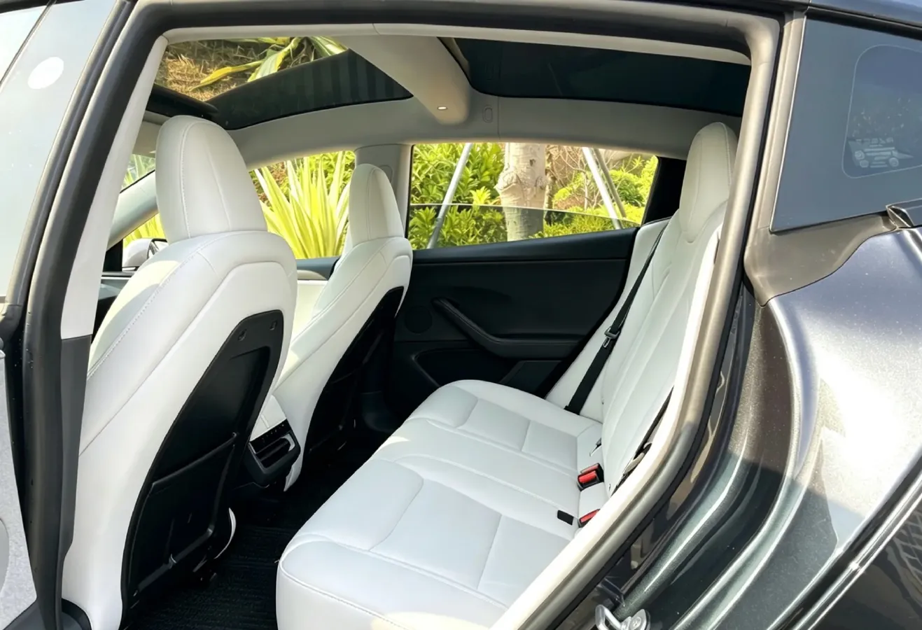 2023 Buick EnvisionPlus 2.0T 237HP L4 9AT,autocango,china used car exporter,china ev exporter,chinese used car exporter,chinese used ev exporter