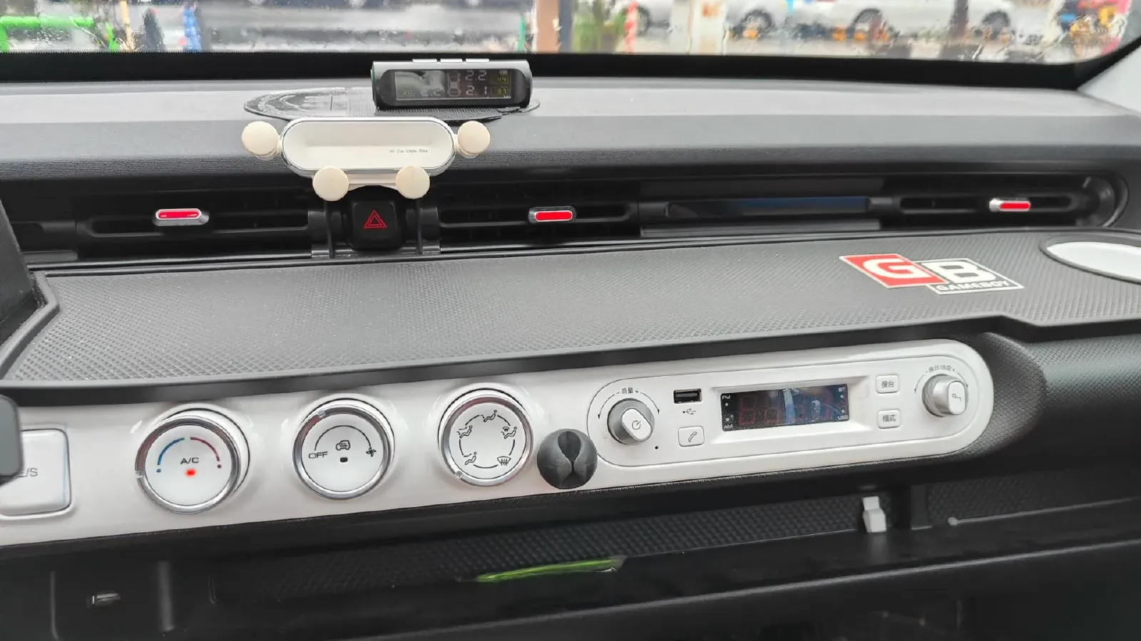 2022 WuLing HongGuang MINI EV BEV 17.3KWH,autocango,china used car exporter,china ev exporter,chinese used car exporter,chinese used ev exporter