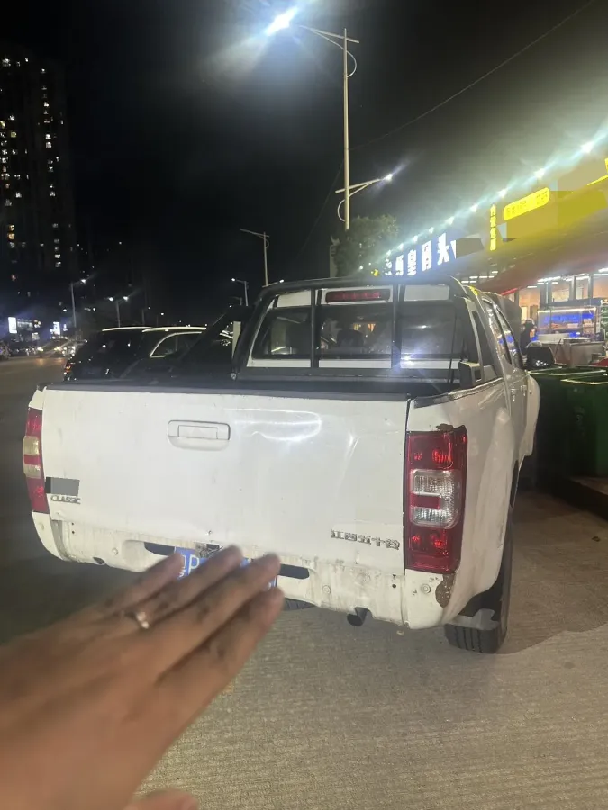 2018 Isuzu RE-MAX Jim 2.8T 116HP L4 5MT,autocango,china used car exporter,china ev exporter,chinese used car exporter,chinese used ev exporter