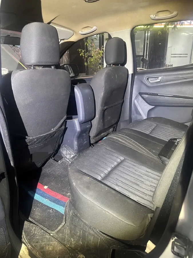 2018 Isuzu RE-MAX Jim 2.8T 116HP L4 5MT,autocango,china used car exporter,china ev exporter,chinese used car exporter,chinese used ev exporter